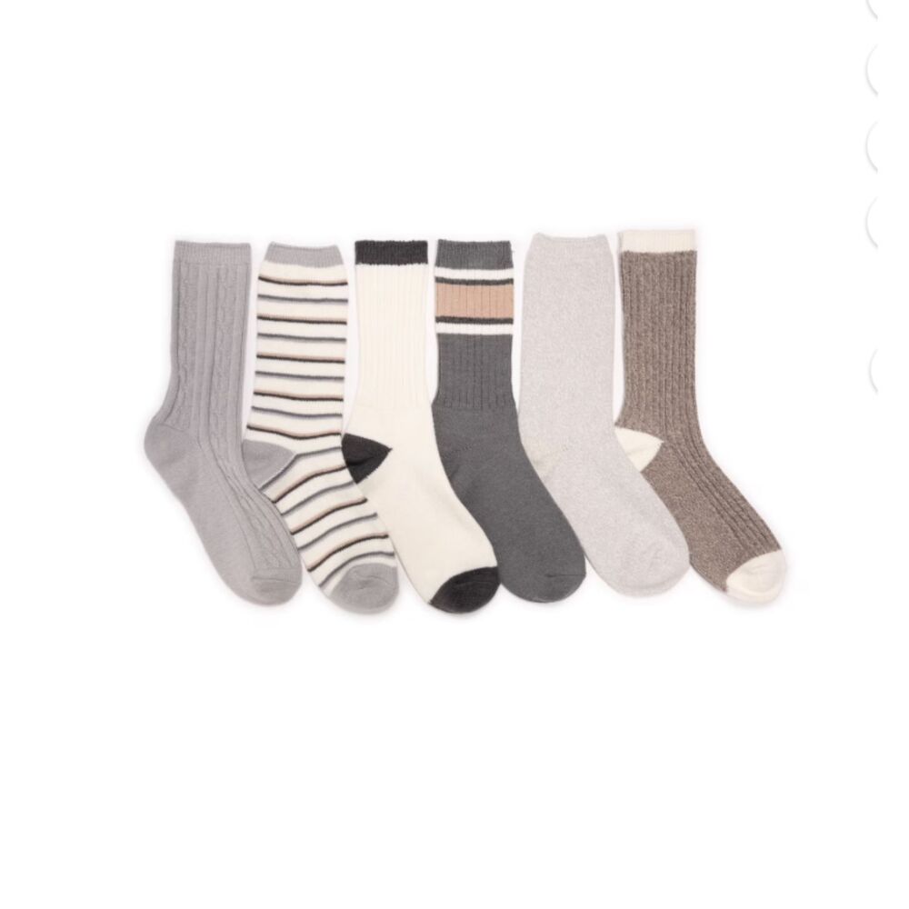MUK LUKS Women's Fluffy Dream Crew Boot Socks, 6-Pack, OSF